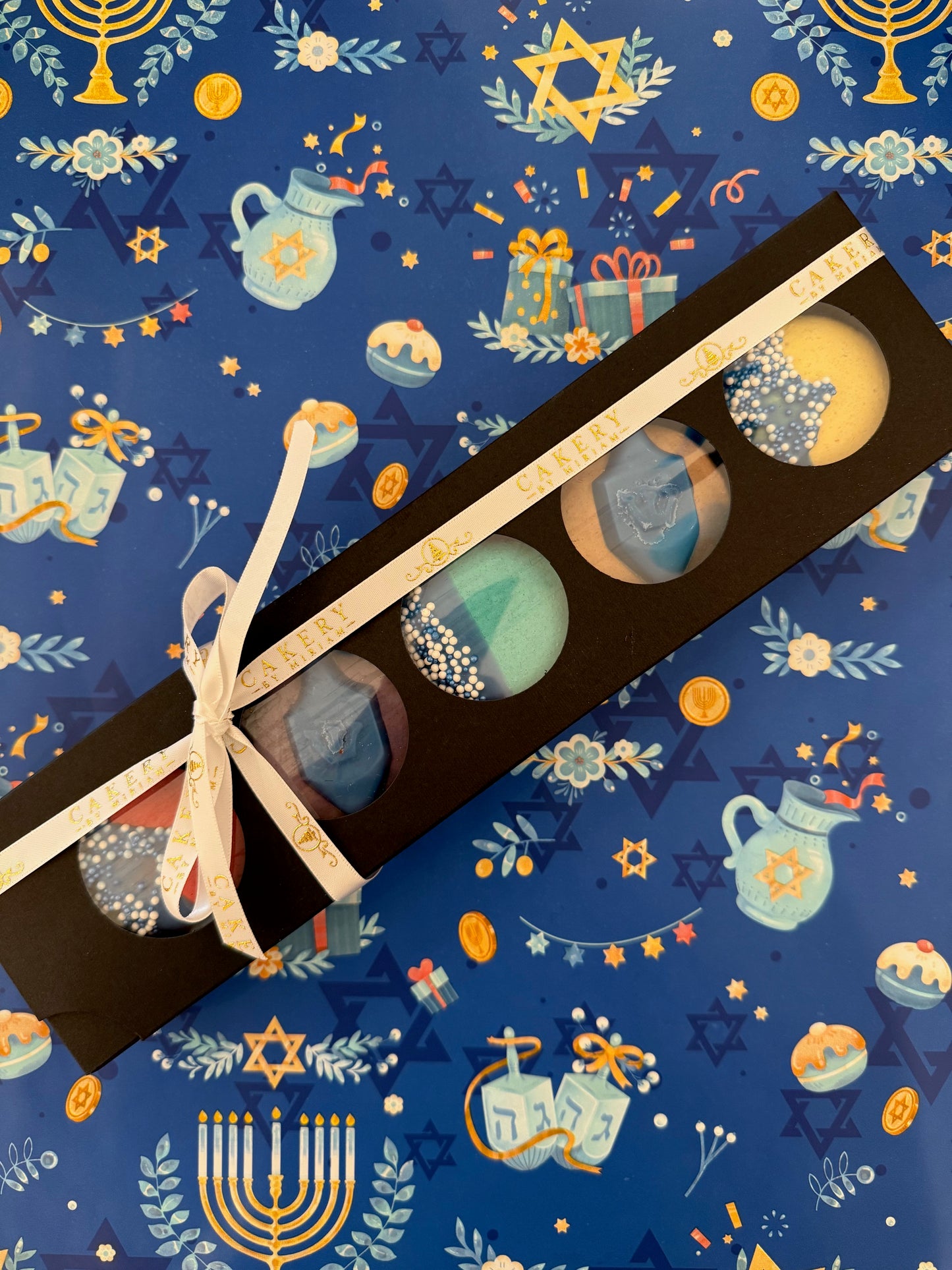 Chanukah Macarons - 5 pack